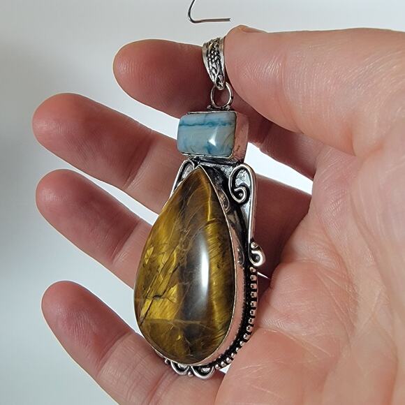 Handmade Silver Pendant With Tiger’s Eye & Rare Caribbean Larimar Gemstones - Picture 8 of 10
